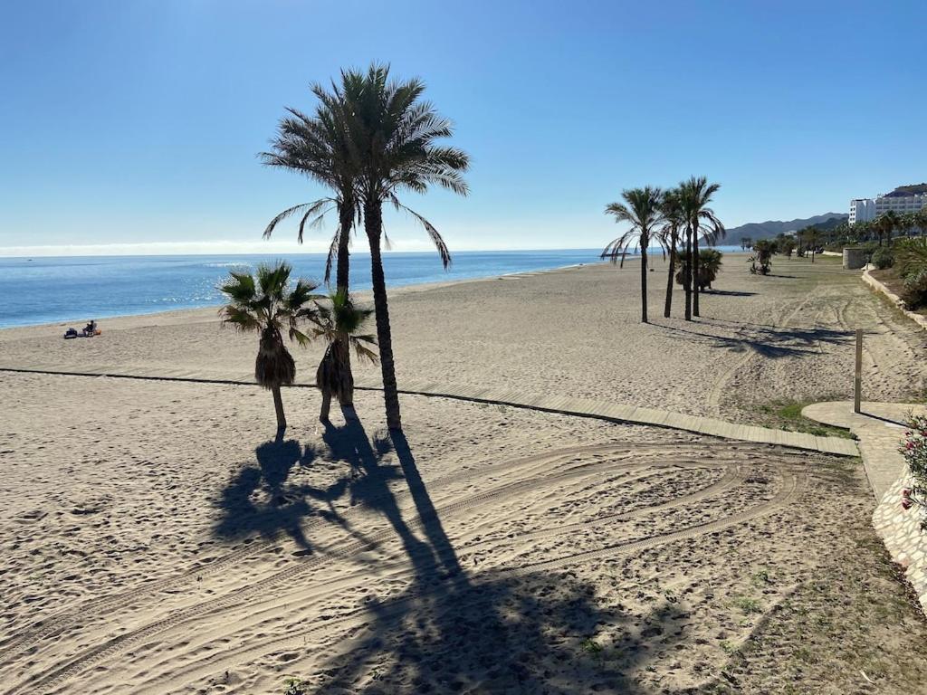 A Stunning 2 Bedroom Apartment 5 Min Walk To The Beautiful Beaches Of Vera Playa Playas de Vera Exteriér fotografie